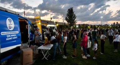 ANKARA'DA “YILDIZLARIN ALTINDA YEŞİLÇAM GECELERİ” DEVAM EDİYOR 