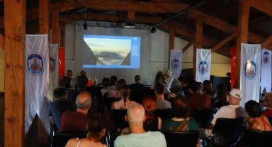 Efes Selçuk 'da Türkiye’nin iklim krizinden nasıl etkilendiğini anlatan çalışmaları yer aldı sergi büyük ilgi 