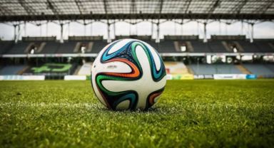 Avrupa'nın En İyi Futbol Takımları Listesinde Tek Türk Temsilcisi: Fenerbahçe İlk 20'de