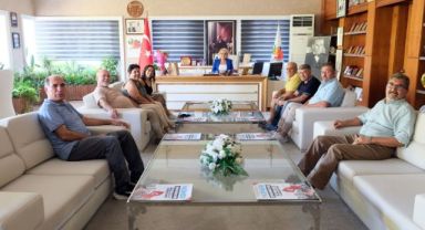 CHP İlçe Başkanı Sedat Karakaya, Kemer Belediye Başkan Vekili Sema Özdemir’i Ziyaret Etti