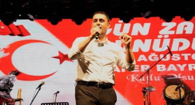 Çukurova'da Zafer Bayramı Coşkusu Zirveye Ulaştı