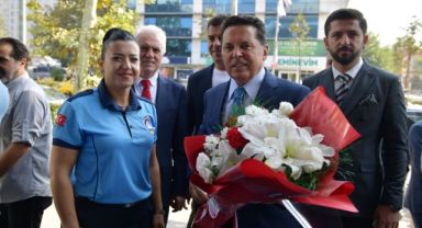 Esenyurt Belediye Başkanı Prof. Dr. Ahmet Özer: 