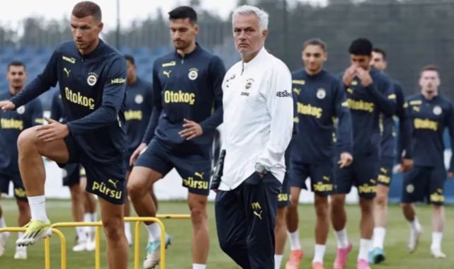 Fenerbahçe'de Sürpriz Karar: Avrupa Ligi Kadrosunda Yeni Transferler Dışarıda Kaldı!