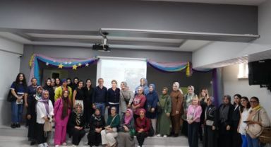 Kartal Belediyesi'nden Velilere Yönelik Eğitim Seminerleri Devam Ediyor