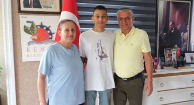 Kemer Belediye Başkanı Necati Topaloğlu’na Teşekkür Ziyareti: Öğrencilerden Anlamlı Destek