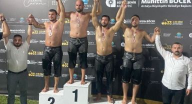 Kemer Belediyesi Güreşçileri Korkuteli'de Başarı Gösterdi