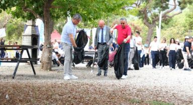 Kemer Belediyesi'nden Çevre Bilincini Artıran Temizlik Etkinliği