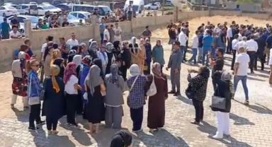 Narin Güran'ın Cenazesinde Tepki Çeken Fotoğraf Skandalı: AK Partili Vekil Eleştirilerin Odağında