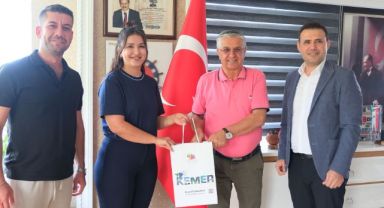 TMMOB Başkanı Mehmet Soner Akdoğan'dan Kemer Belediye Başkanı Necati Topaloğlu'na Nezaket Ziyareti