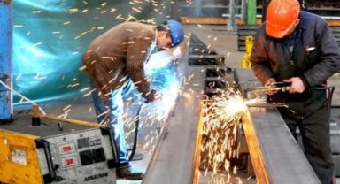 Türkiye Ekonomisi İkinci Çeyrekte Yüzde 2,5 Büyüdü: Sektörel Performans ve İstatistikler