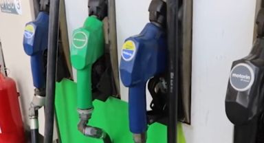 Akaryakıtta İndirim Müjdesi Yüksek Fiyatlardan şikayet konusu oldu