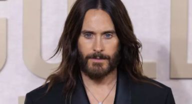 Taksi Bulamayan Ünlü Oyuncu Jared Leto İstanbul'da Belediye Otobüsüne Bindi