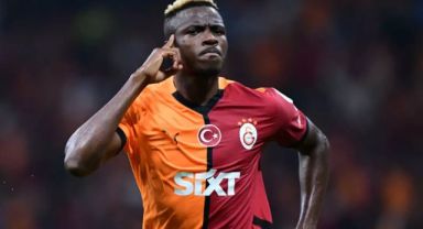 Victor Osimhen, Dünyanın En İyi Futbolcusu Ödülüne Aday Gösterildi