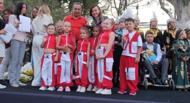 Kemer'de Uluslararası Güneşin Evi Türkiye Festivali Coşkuyla Gerçekleşti