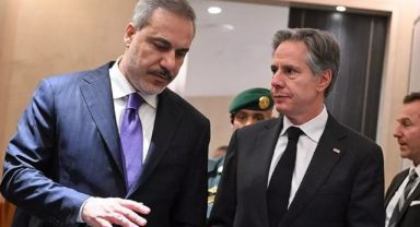 Hakan Fidan, ABD'li Mevkidaşı ile Suriye'deki Gelişmeler Görüştü