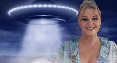 Medyum Deborah Davies'ten Çarpışan 2025 Kehaneti: 