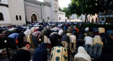 Fransa'da İmamlık Mesleği Resmi Olarak Tanındı: Yeni Düzenleme, Müslüman Toplum İçin Önemli Bir Adım