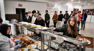 Ankara Büyükşehir Belediyesi'nden öğrencilere Sahur Desteği: Ramazan Boyunca Sıcak Yemek İkramı