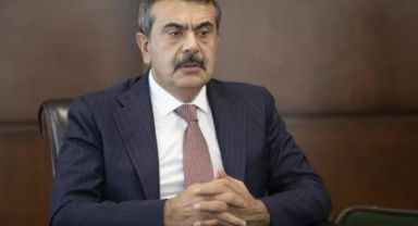 Bakan Tekin'den Öğretmenler ve Özel Okullar Konusunda Açıklamalar