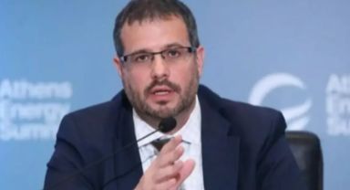 Yunanistan'da 'KKTC' Tanımını Kullanan Enerji Bakanı Yardımcısının İstifası İstendi