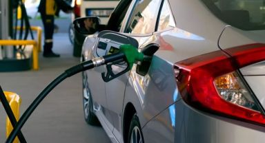 Akaryakıt Fiyatlarına 5 Liralık İndirim Geliyor: Benzin ve Motorin Fiyatları Düşecek