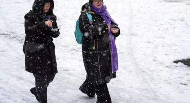 Ankara'da Kar Yağışı ve Kuvvetli Fırtına Nedeniyle Okullar Tatil Edildi