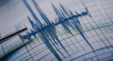 İstanbul'da Deprem Sonrası Eğitime Ara Verildi: Okullar ve Üniversiteler Tatil