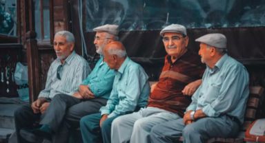 İşte Emeklilere Bayram İkramiyesi Müjdesi! Fark Ödemeleri Hesaplara Yatırılıyor