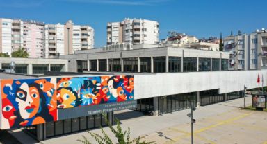 Muratpaşa’da Sanatseverlere Yeni Bir Deneyim: 