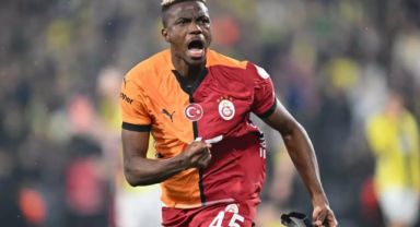 Osimhen'in Manchester United’a Transferi Tehlikeye Girdi, Galatasaraylılar Sevindi