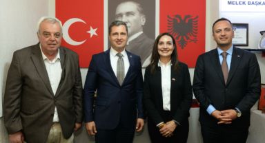 Bornova’da Hukuka ve Dayanışmaya Vurgu: Yücel ve Eşki’den Güç Birliği Mesajı