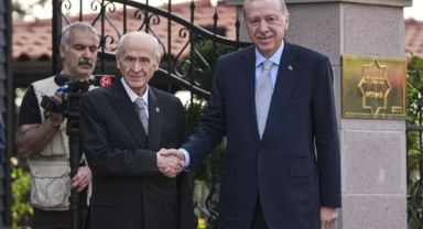 Cumhurbaşkanı Erdoğan ve Bahçeli’den 35 Dakikalık Zirve: Gündemde Terör, Anayasa ve İttifak Vardı