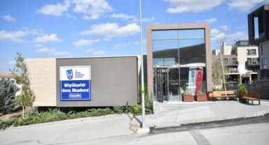 Ankara Büyükşehir Belediyesi Genç Akademilerle Eğitime Yeni Bir Soluk Getirdi