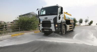 Küçükçekmece Belediyesi’nden Bayram Öncesi Yoğun Mesai