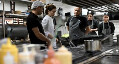 Muratpaşa’da Gold Town Gıda Güvenliği ve Hijyen Sertifika Programı Kapsamında İlk Denetim Yapıldı