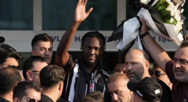 Beşiktaş, Tammy Abraham Transferini Resmen Açıkladı; İngiliz Forvet İstanbul’da