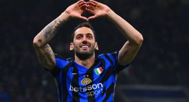 Galatasaray, Hakan Çalhanoğlu Transferi İçin Inter ile Resmi Görüşmeleri Başlattı