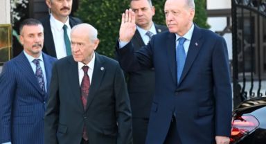 Bahçeli: Ahmet Türk Göreve İade Edilmeli, Ahmet Özer Tahliye Edilmeli