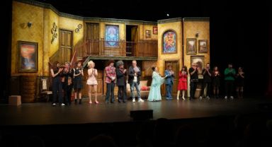 Sezonun En Kahkahalı Komedisi Sahneye çıktı!