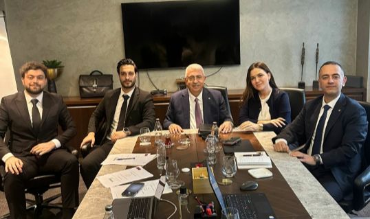 Ahlatcı Holding'den Gelecek Odaklı Yapay Zekâ Yatırımı: BixCod