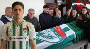 Annesinin Yaptığını Duyunca Gözyaşlarına Boğuldu