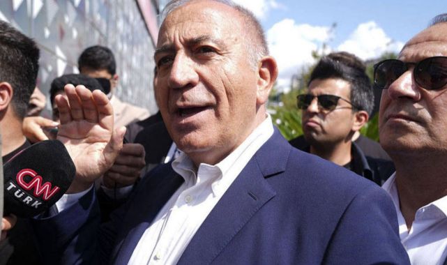 Gürsel Tekin'den CHP'deki Kurultay Tartışmalarına Dikkat Çeken Çıkış
